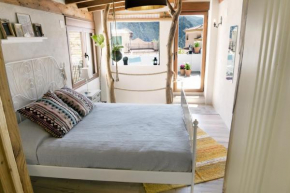 Casa Mona- Andalucian mountain village getaway, Guejar Sierra